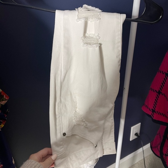 Kancan Jeans White Distressed - Picture 3 of 3